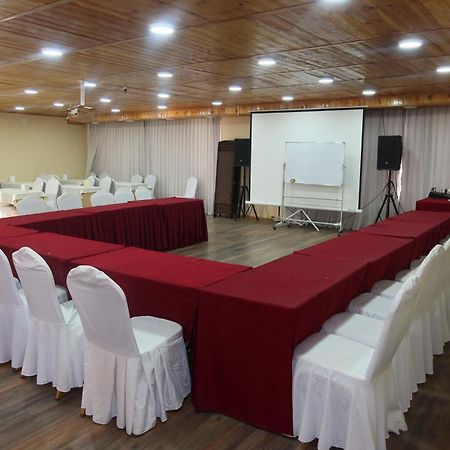 Sultan Kyzyl-Kia Hotel Екстериор снимка